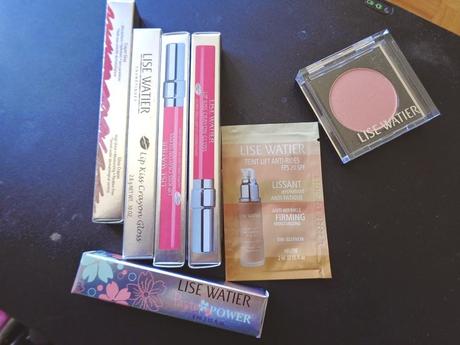 A Mini haul post: Lippies from Lise Watier Sale