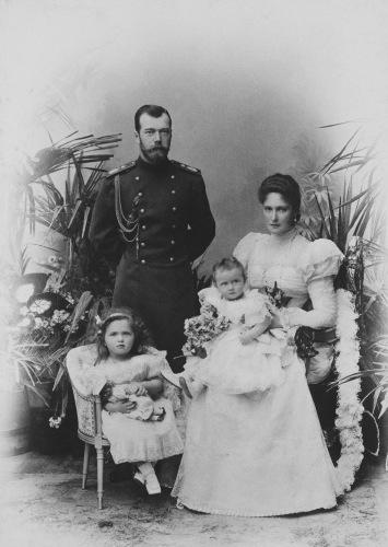 Nicholas II Alexandra Olga Tatiana
