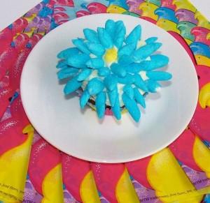 Flower Cupcakes with Peeps – Kellis Kitchen