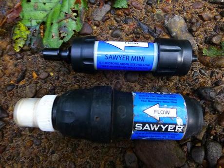 Comparing The New Sawyer MINI Water Filter & Sawyer Squeeze