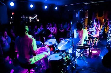 arciris mercurylounge 3 620x412 ARC IRIS PLAYED ALBUM RELEASE SHOW AT MERCURY LOUNGE [PHOTOS]