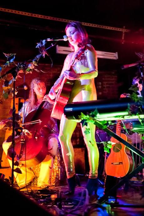 arciris mercurylounge 9 ARC IRIS PLAYED ALBUM RELEASE SHOW AT MERCURY LOUNGE [PHOTOS]