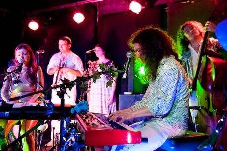 arciris mercurylounge 6 620x412 ARC IRIS PLAYED ALBUM RELEASE SHOW AT MERCURY LOUNGE [PHOTOS]