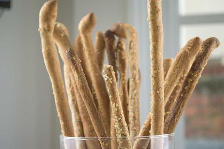 Sesame and Poppy Seed Spelt Breadsticks (#vegan, #LowGL)