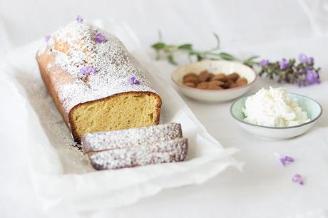 almond-and-cottage-cheese-cake,-pastel-de-almendras-y-requeson,-Monsabor