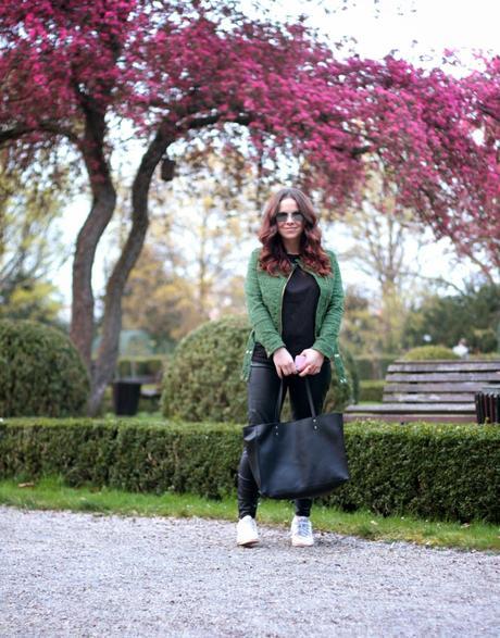 leather pants, faux, black t-shirt, causal, green motor jacket, nike pale pink sneakers, style, simple, fashionable, ootd, black zara tote, givenchy tote, cherry blossoms, berlin, mirrored sunglasses, sunnies, transparent