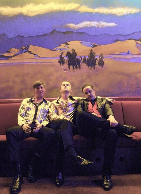 Track Of The Day: The Amazing Snakeheads - 'Here It Comes Again'