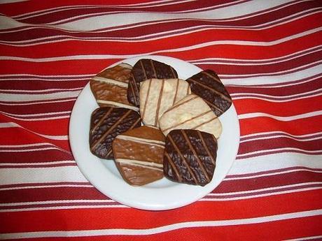 8 Reasons Why I Discourage Giving Biscuits for Babies biscuits for babies
