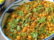 Ghugni/Bengali Curried Yellow Peas Snack...and Wishes Happy Year!!