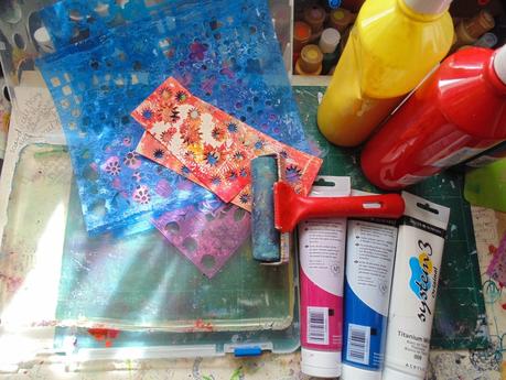 Tutorial Tuesday  - Using your Gelli Plate