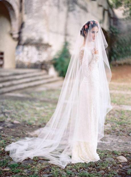 I'm Loving...Spanish Style bride