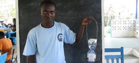 LEDsafari creates a DIY solar lamp for developing countries