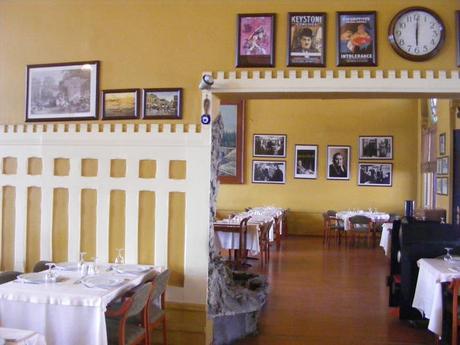 Inside the Orient Express Café, Istanbul city tour