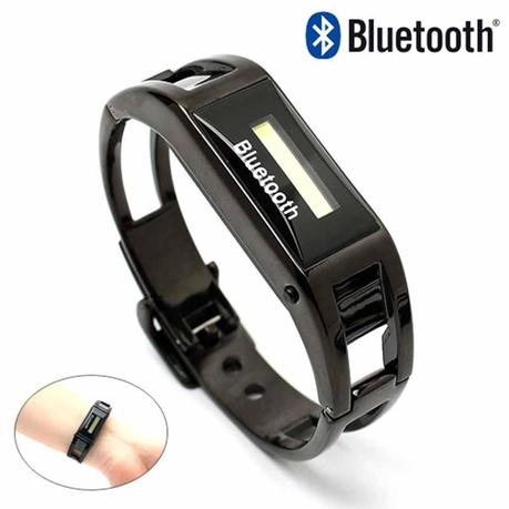 Bluetooth vibrating bracelet with caller ID