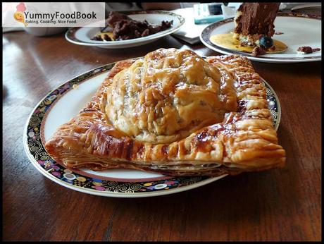 Beef With Onion Pie