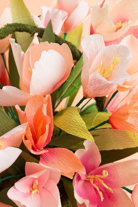 Make a spring centerpiece with tulips