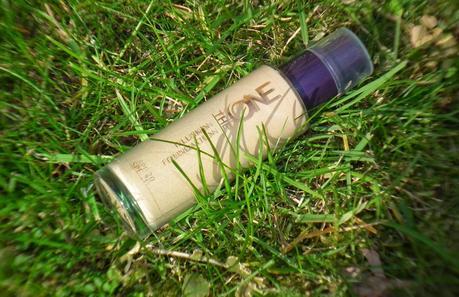 Oriflame The One Illusion Foundation Olive Beige Swatches & Review