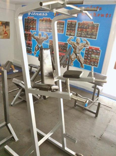 Kenntoff Fitness Gym - Equipment for abs and arms workouts