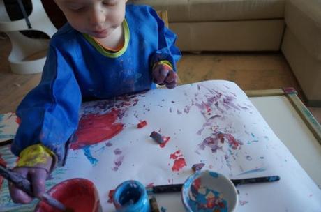 My Easter Bunnies – a no stress Easter Craft with a two year old Easter Crafts with toddlers, 24 month old craft, do it yourself crafts, mother son crafts, painting with a toddler, easter eggs with a toddler, easter egg painting with a two year old, two year old crafts, easy crafts, easy painting idea two year old