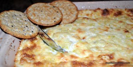 Creamy Baked Crab and Artichoke Dip