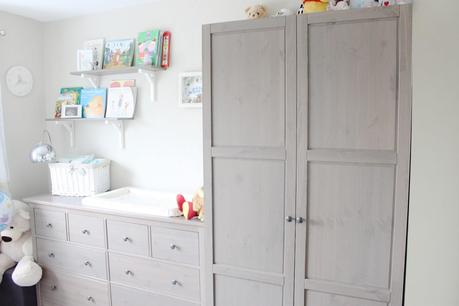 modern nursery, neutral nursery, nursery inspiration, grey-brown hemnes ikea, baby room, neutral babies room, house tour, modern decor, neutral house decor, kids wardrobe