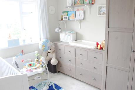 modern nursery, neutral nursery, nursery inspiration, grey-brown hemnes ikea, baby room, neutral babies room, house tour, modern decor, neutral house decor, 