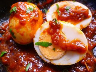 egg sambal (malaysian spicy eggs)