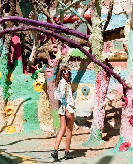 Frida Gustavsson by Matt Jones for Elle Magazine, Italia, May 2014