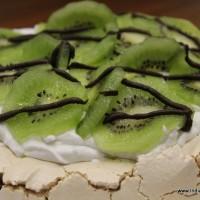 Kiwi Pavlova