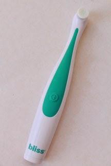 Bliss 'Pout'-O-Matic Lip Polisher - Must Have Gadget or Gimmick?!?! (NOT Cruelty-Free)