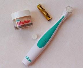 Bliss 'Pout'-O-Matic Lip Polisher - Must Have Gadget or Gimmick?!?! (NOT Cruelty-Free)