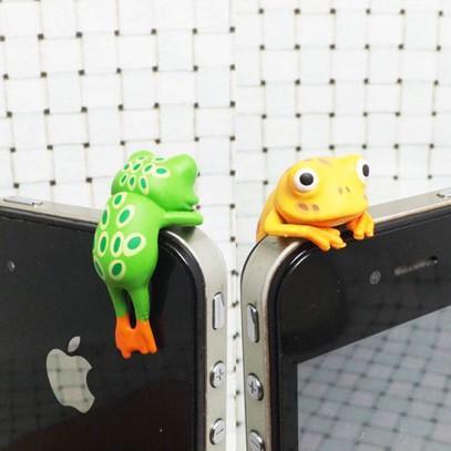 Adorable Animal Accessories for Your Cell Phone You Need to Know About