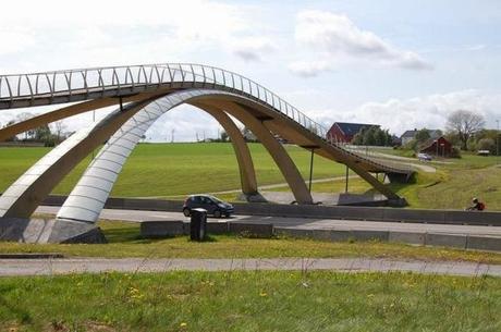 leonardo-bridge-1[2]