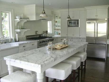 What I Love Wednesday: White Kitchens, White Bathrooms, White Living Rooms and More