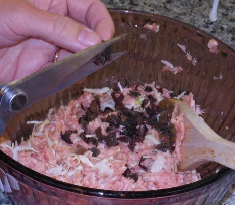 I used my kitchen shears to cut up the wood ear mushrooms.