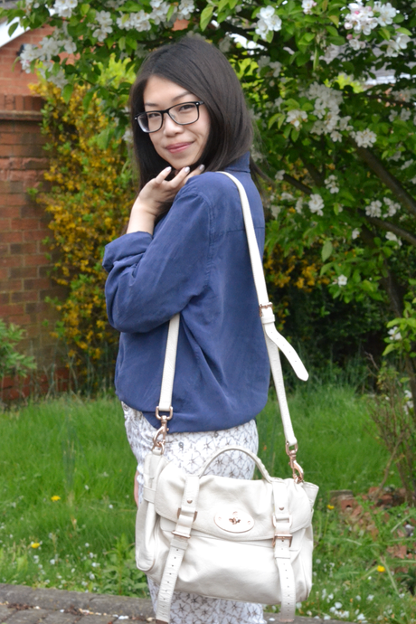 Daisybutter - UK Style and Fashion Blog: what i wore, 7 For All Mankind jeans, silk shirt, how to wear patterned jeans