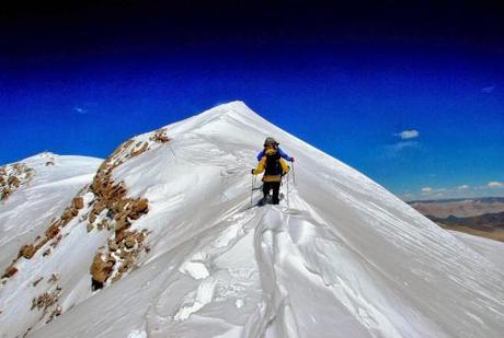 The final cornice to 6622m... 