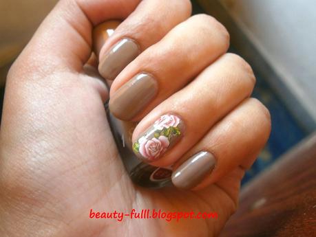 NOTD: Beige with Flowers