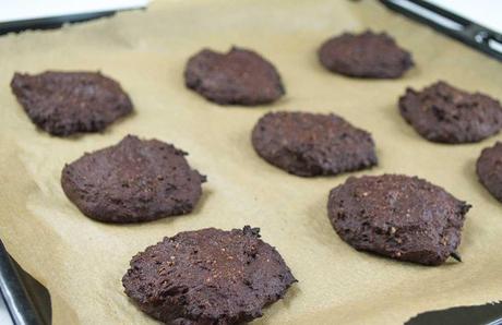 Chocolate & Hazelnut Cookies (#Vegan, #LowGL, #Glutenfree)