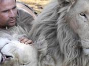 Kevin Richardson Hugs Wild Lions