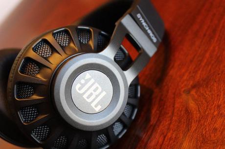 S&S Tech Review: JBL Synchros S700