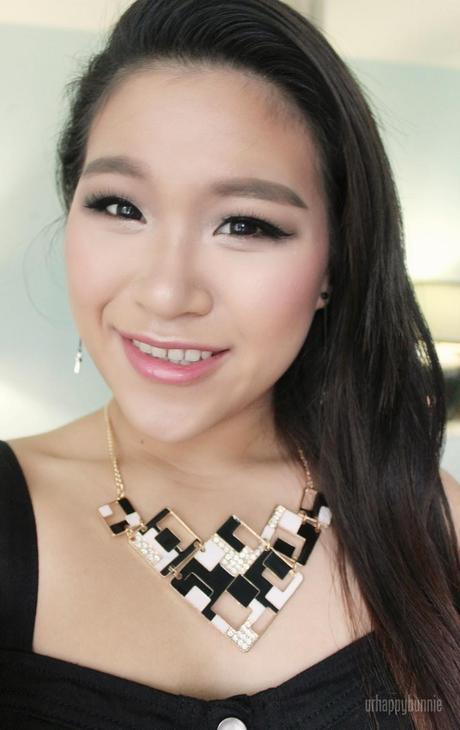 Dress Lily Accessories and Sexy Date Night Makeup Look