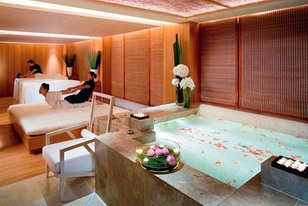 The spa-man; a facial experience at The Oriental Spa, The Landmark Hotel, Hong Kong,