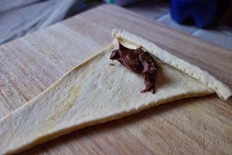 Recipes: 2 Step - Chocolate Croissants * Recipes: 2 Step - Chocolate Croissants *