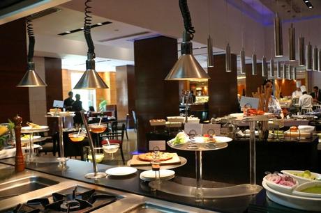 A lavish spread at New York Café(NYC), Sunday Brunch at Radisson Blu Plaza, Mahipalpur