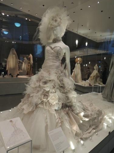 Wedding Dresses 1775-2014 Exhibition at the V&A - Paperblog