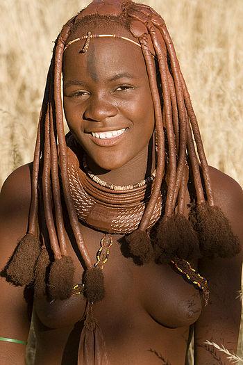 English: Himba tribe woman living in Namibia, ...