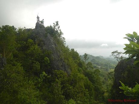 Puting Bato Limestone Monolith