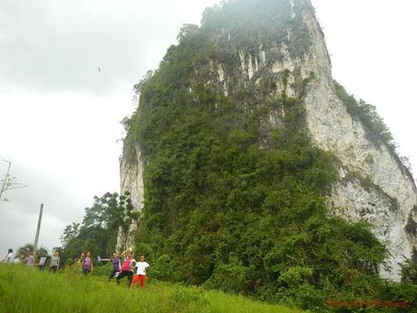 Puting Bato Limestone Monolith