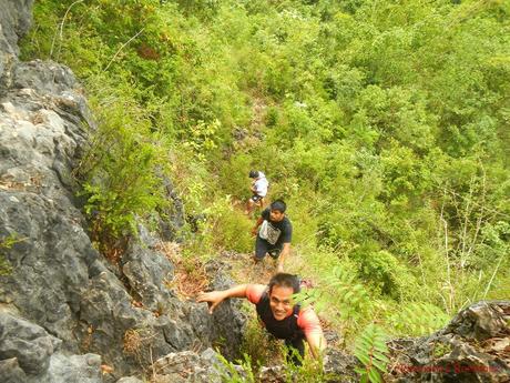 Puting Bato Limestone Monolith